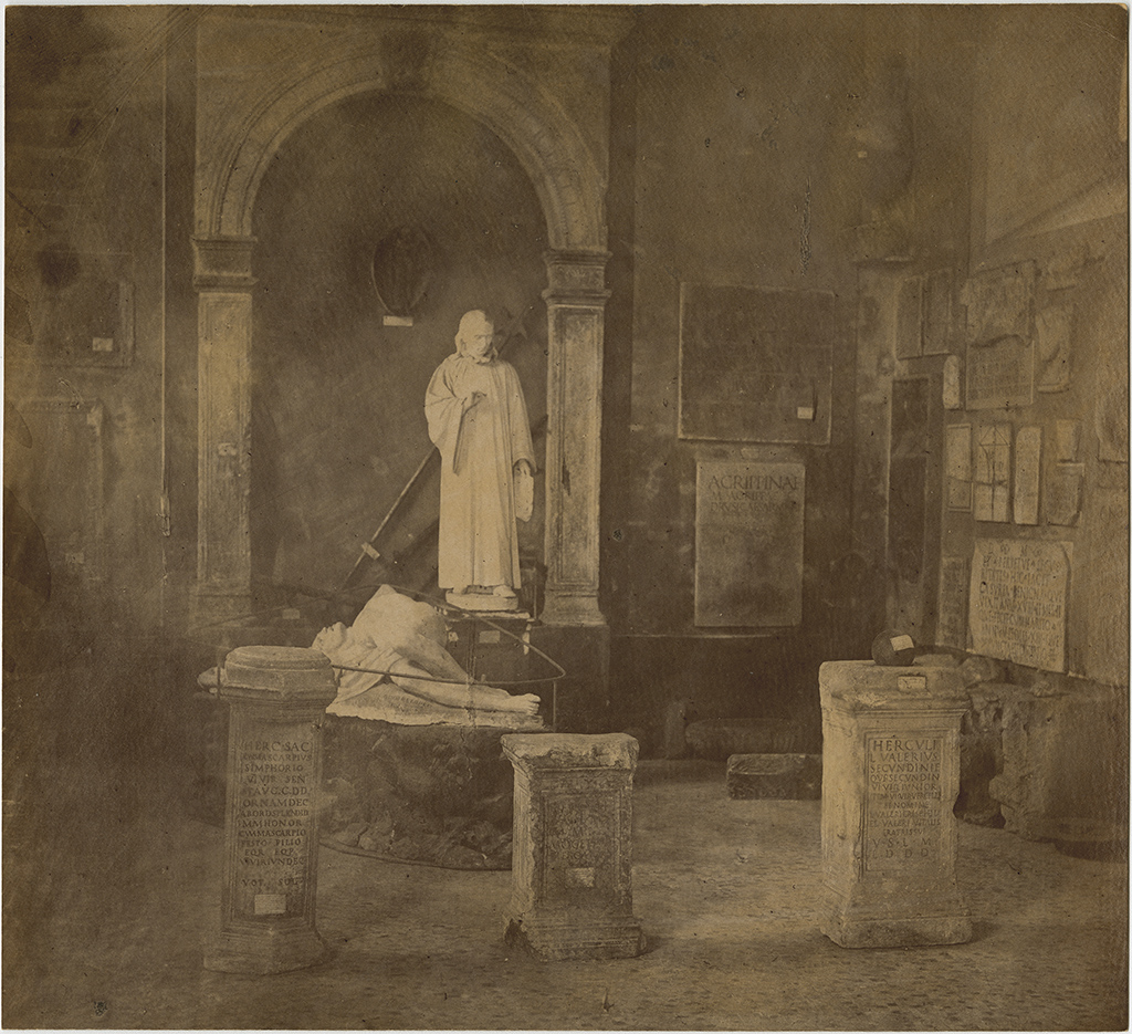 Lodi - Museo Civico - Sezione archeologica (positivo, insieme) di Laboratorio Fotografico - Pinacoteca di Brera (laboratorio) (XX)