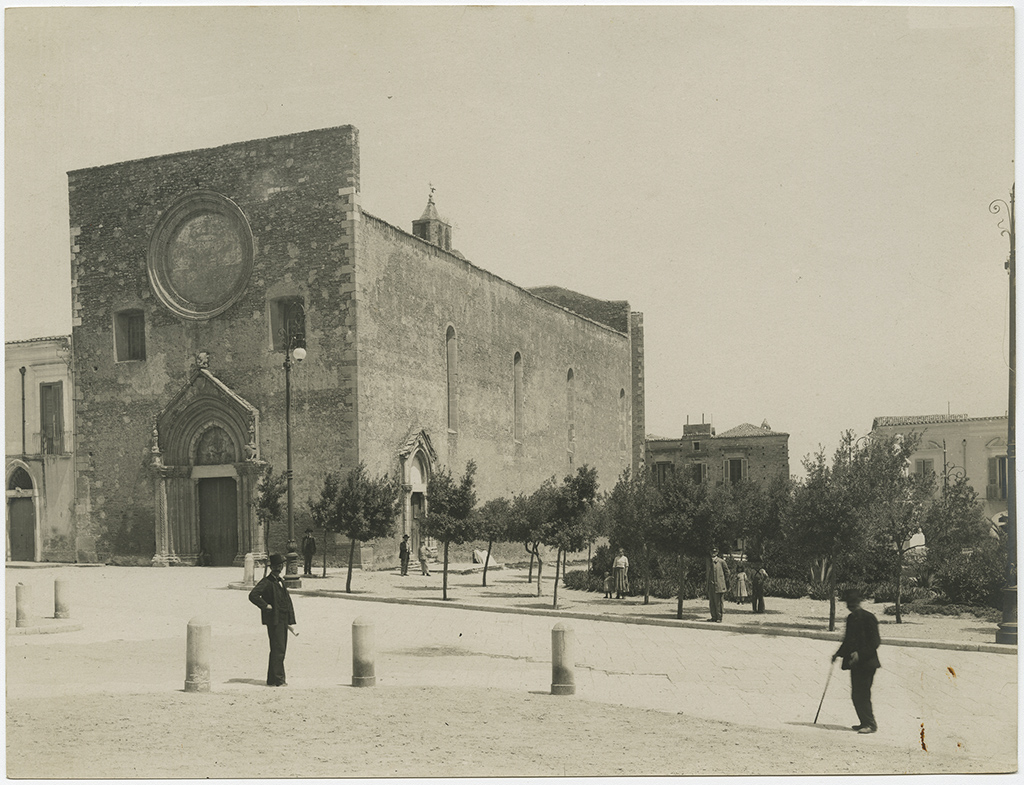 Puglia - Foggia <provincia> - Lucera- Chiesa di S. Domenico (positivo, insieme) di Istituto Italiano d'Arti Grafiche, Moscioni, Romualdo, Alinari, Fratelli (XIX-XX)