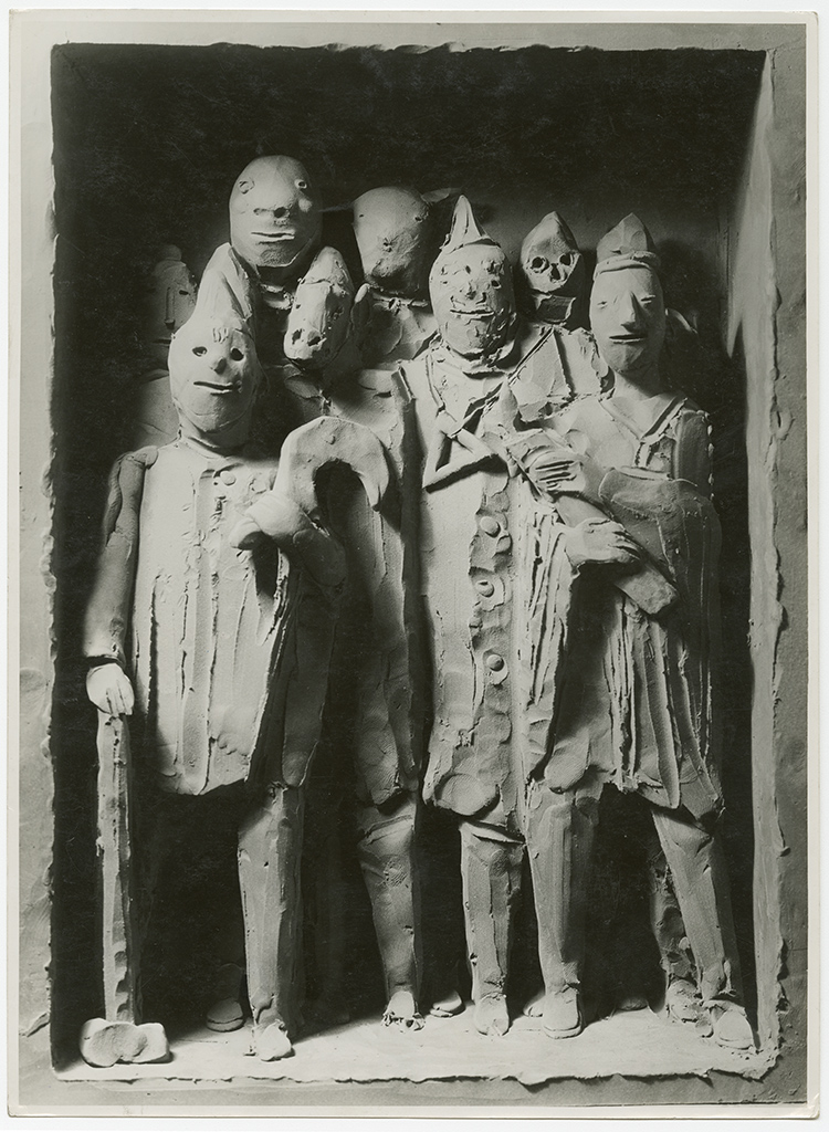 Scultura - Decorazioni scultoree - Bassorilievi (positivo, insieme) di Perotti, Mario (laboratorio), Giacomelli, Pietro (ditta), Gabinetto Fotografico Nazionale (laboratorio) (XX)