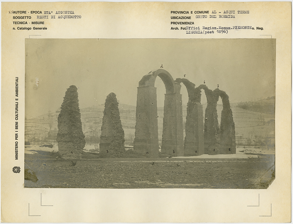 Archeologia classica - Architettura civile - Terme - Rovine - 1913 (positivo, insieme) di Barisone, Mario, Studio Fotografico Gariglio (studio) (XX)