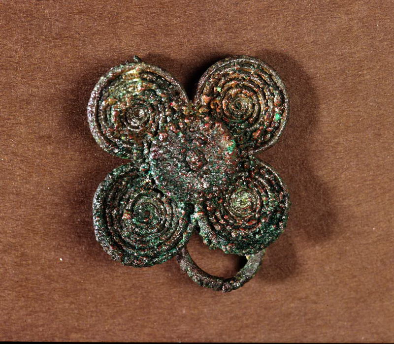 fibula a quattro spirali (IX sec. a.C./ VIII sec. a.C)