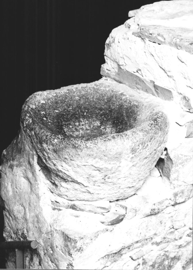 acquasantiera - ambito Italia nord-orientale (seconda metà sec. XV)