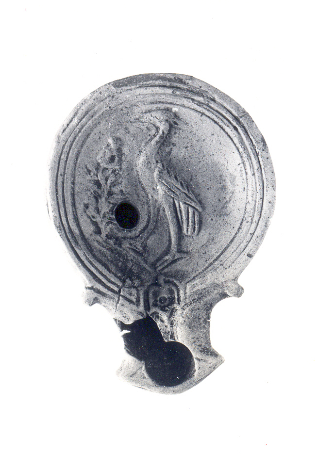 lucerna, monolicne, a volute (sec. I d.C)