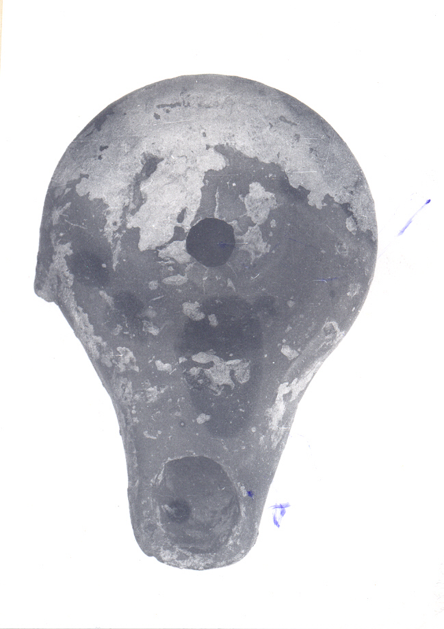 lucerna, monolicne (secc. II/ I a.C)