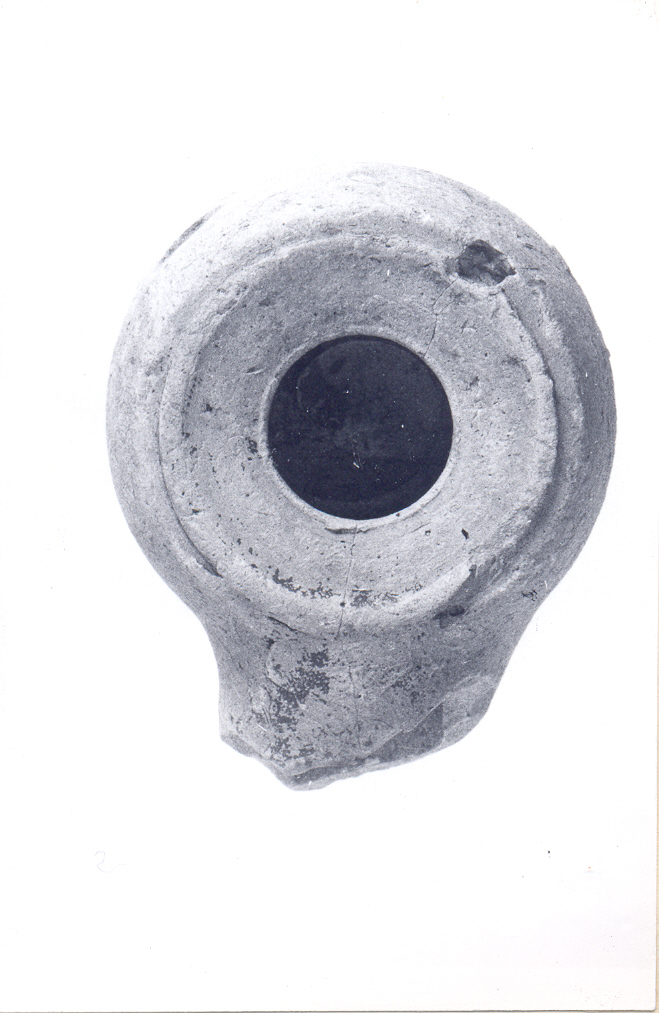 lucerna, monolicne (secc. II/ I a.C)