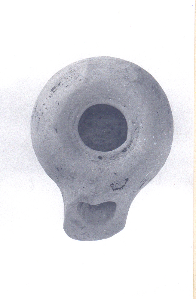 lucerna, monolicne (secc. II/ I a.C)