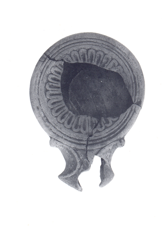 lucerna, monolicne, a volute (secc. I a.C./ I d.C)