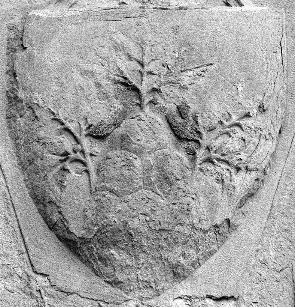stemma gentilizio della famiglia Landini (rilievo) - produzione toscana (sec. XIX)