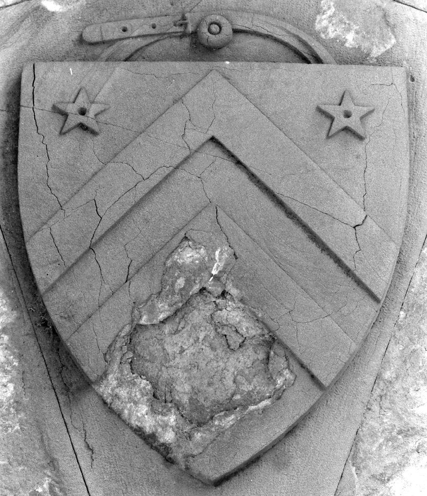 stemma gentilizio della famiglia Ulivieri (rilievo) - produzione toscana (sec. XIX)