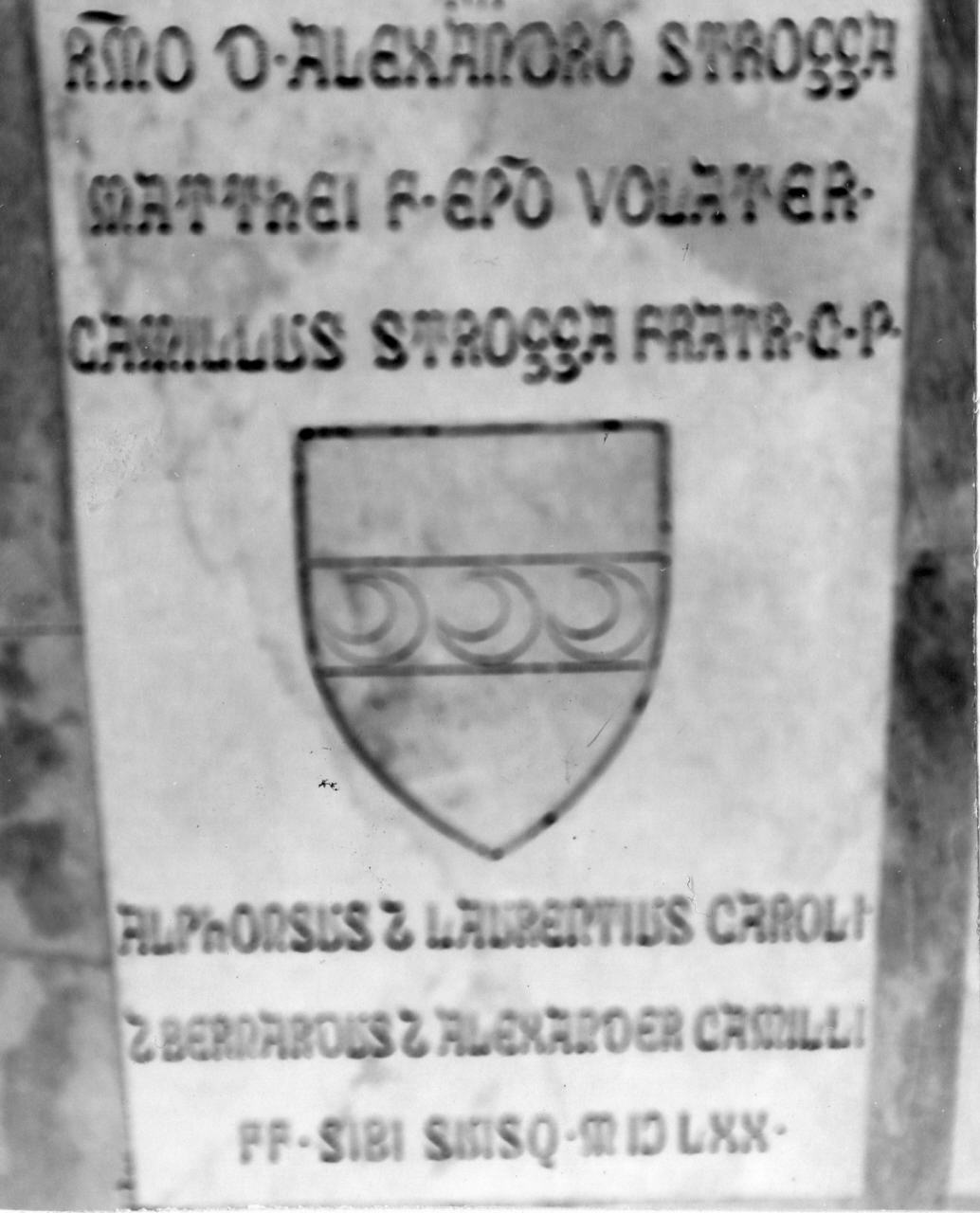stemma gentilizio della famiglia Strozzi (lastra tombale) - bottega fiorentina (sec. XIX)