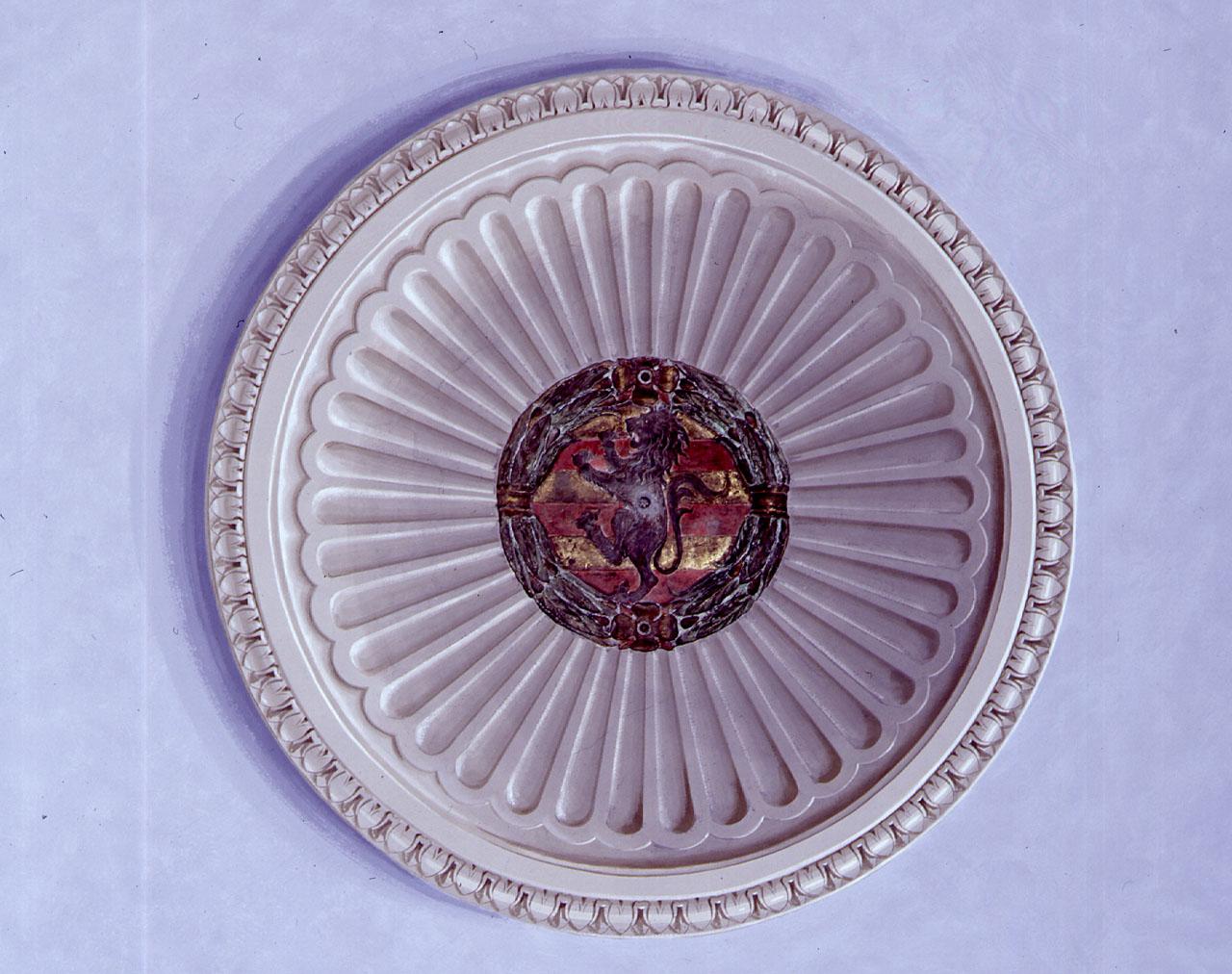 stemma gentilizio della famiglia Ricasoli (chiave di volta) - produzione fiorentina (sec. XV)
