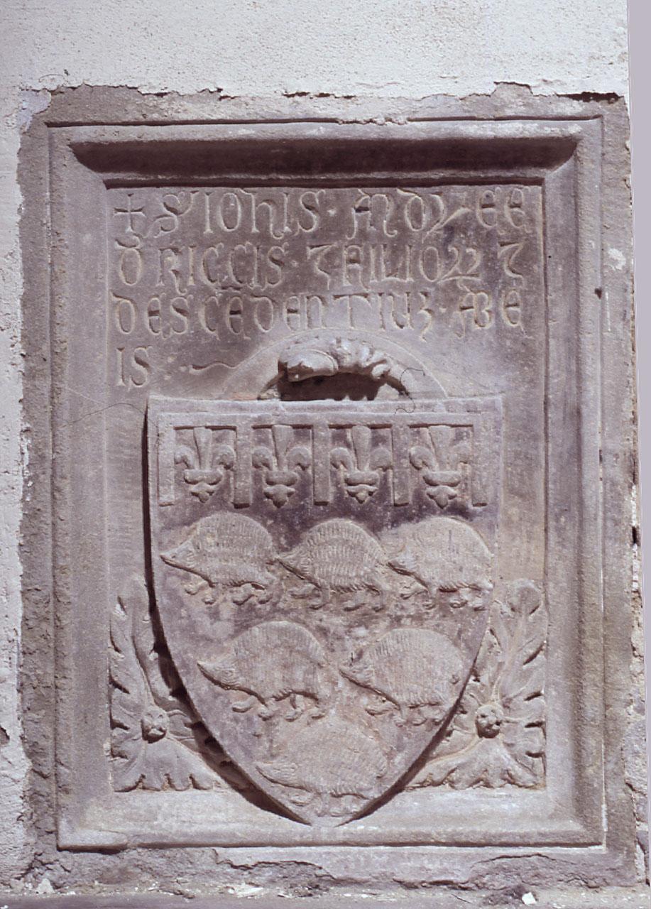stemma gentilizio della famiglia Ricci (lapide tombale) - produzione fiorentina (ultimo quarto sec. XIV)