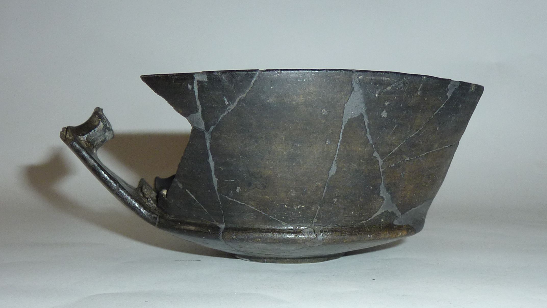 kyathos (secondo quarto VII sec. a.C)