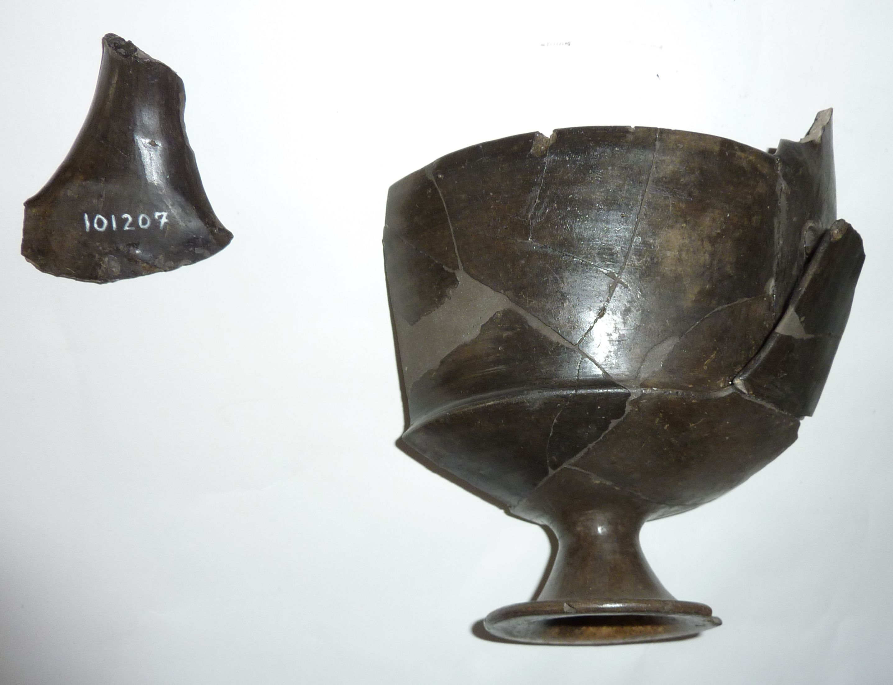 kantharos (secondo quarto VII sec. a.C)