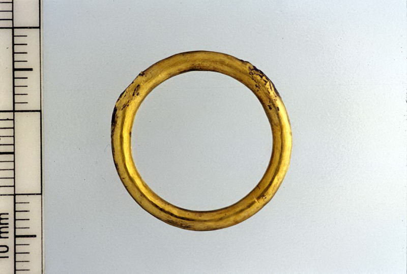 anello a verga (VI sec. a.C./ IV sec. a.C)