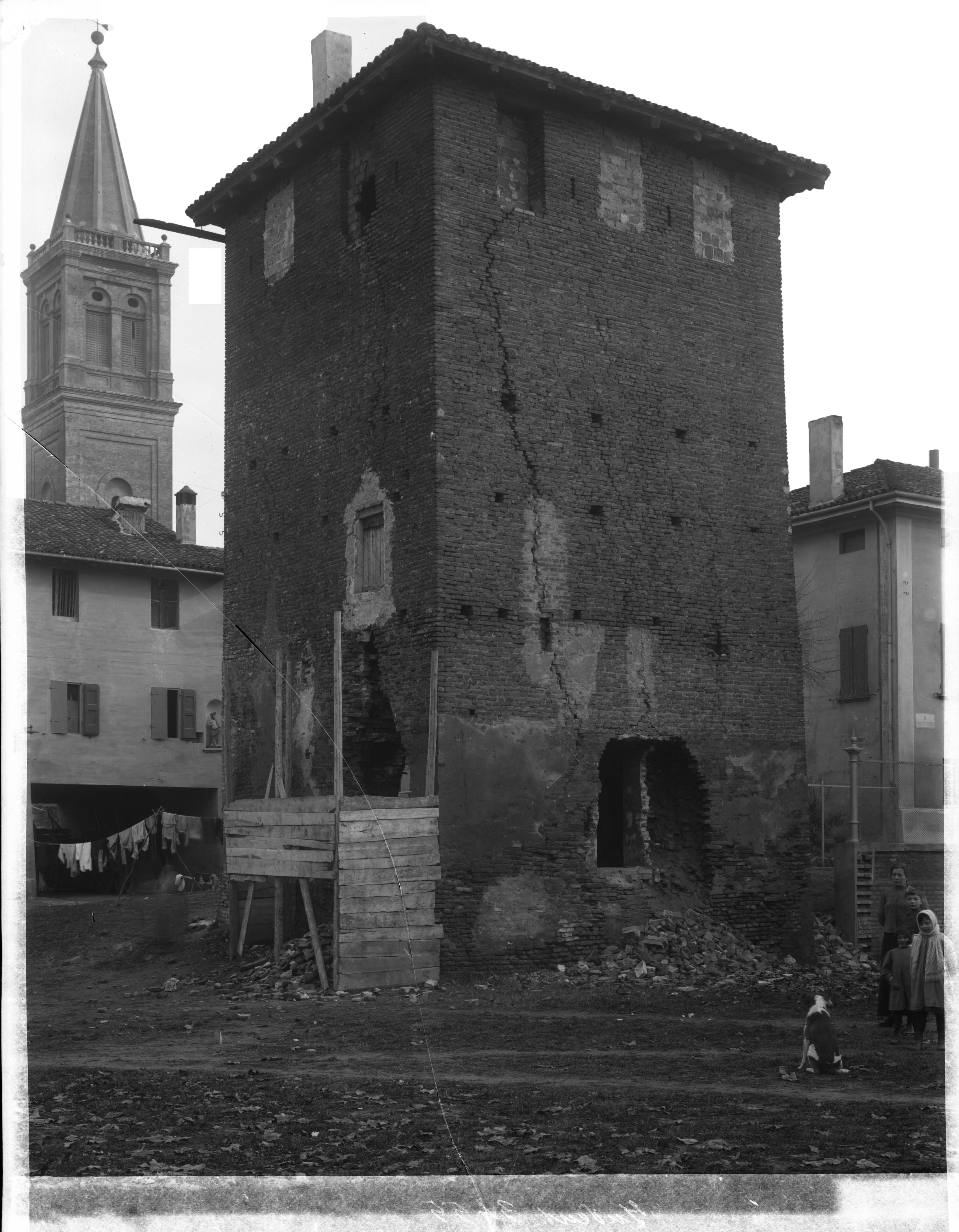 Italia - Emilia Romagna – Budrio – Castelli - Torri (negativo) di Castelli, Giovanni (XX)