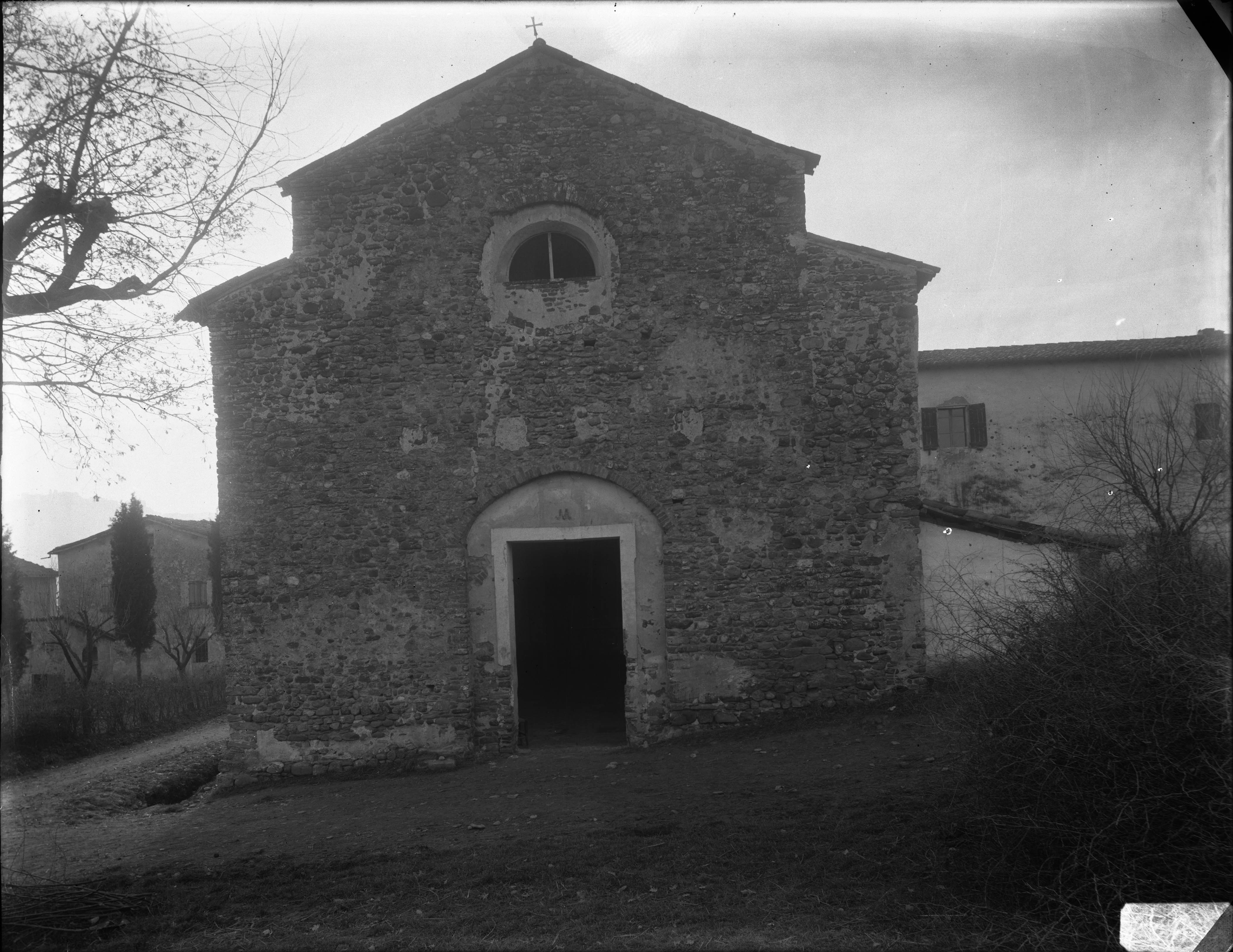 Italia - Emilia Romagna – Casalfiumanese – Santuario della Madonna della Visitazione (negativo, insieme) di Anonimo (primo quarto XX)