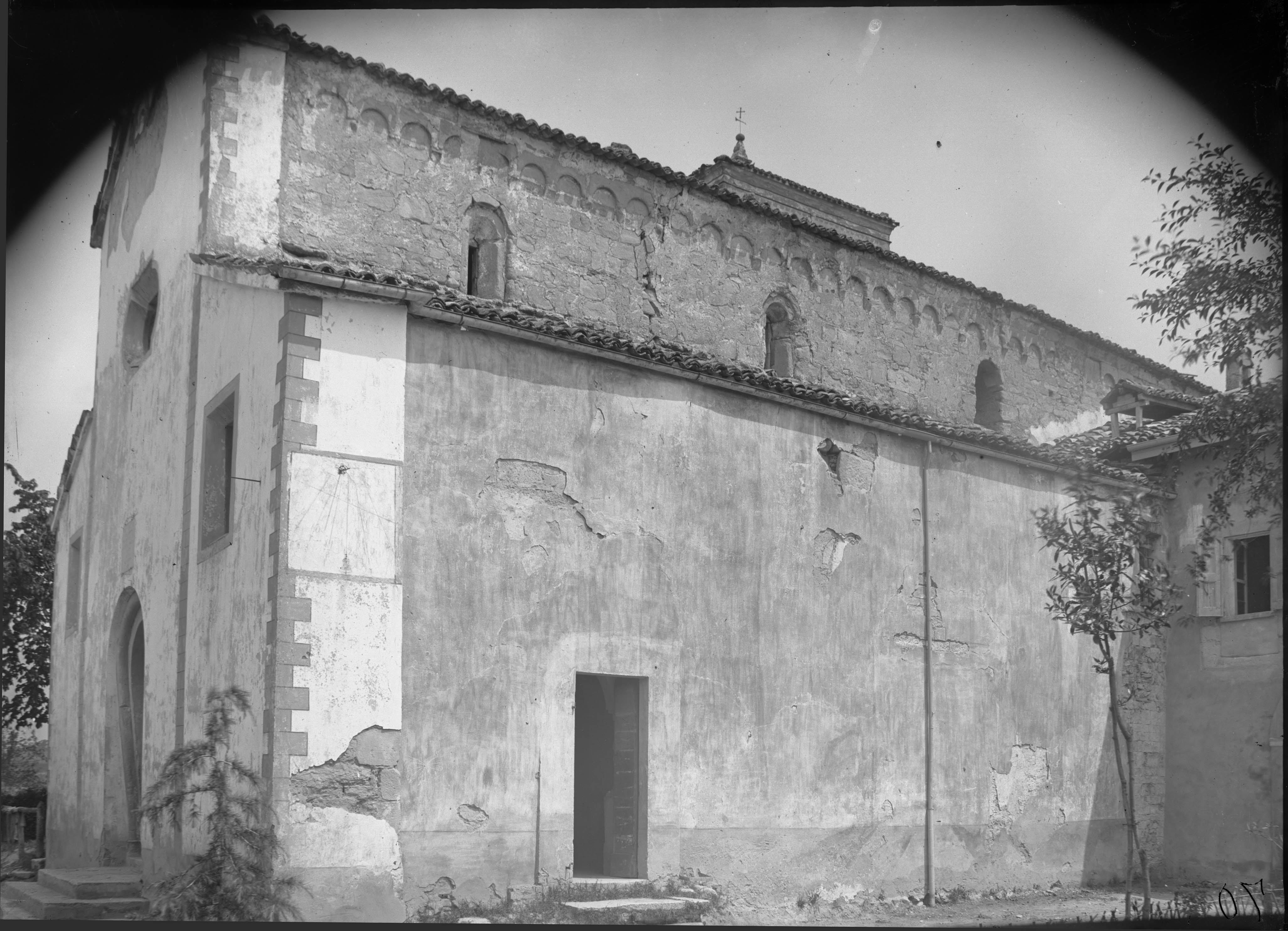 Italia - Emilia Romagna - Guiglia - Pieve di San Giovanni Battista di Trebbio (negativo) di Anonimo (XIX)