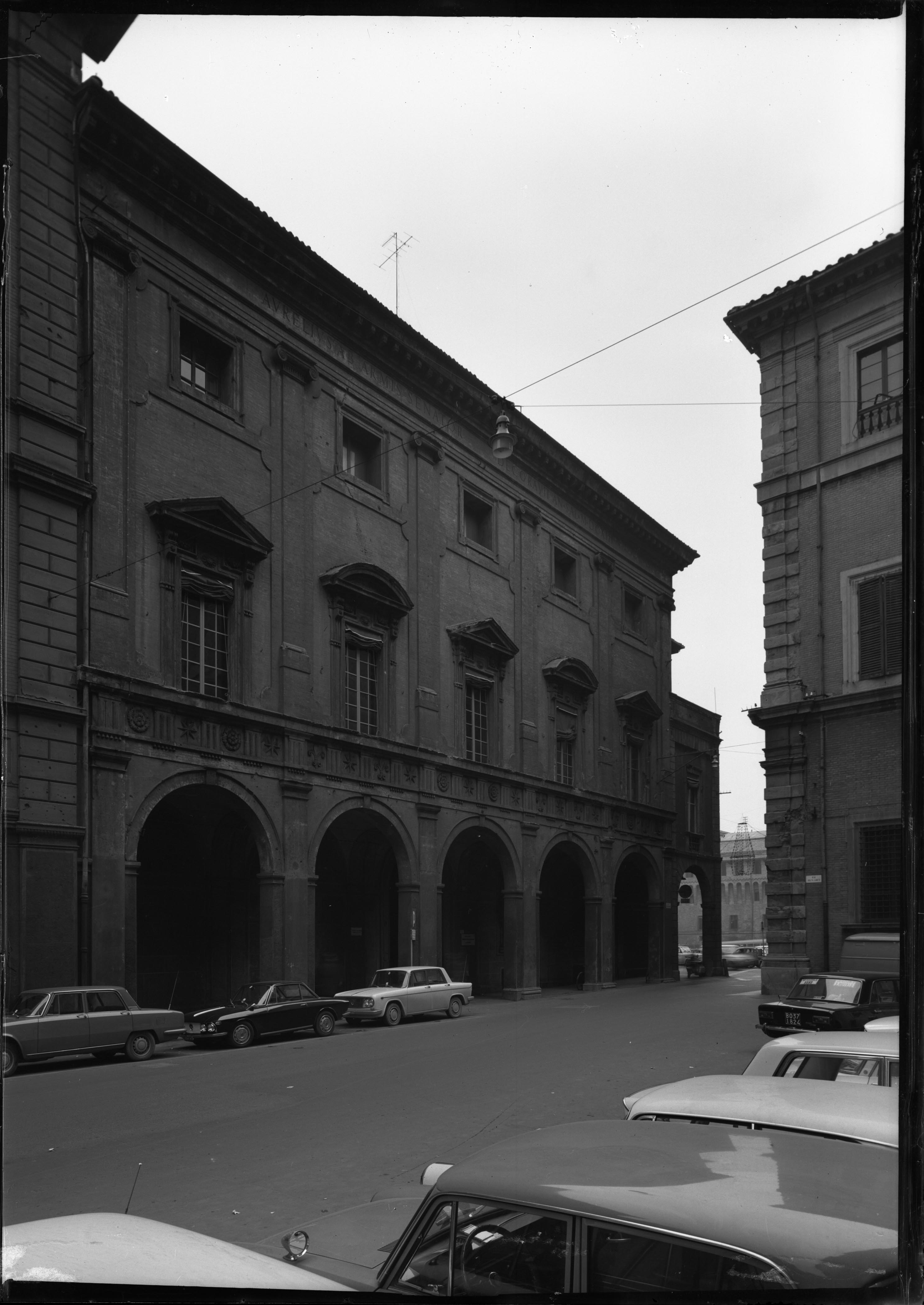 Architettura - Palazzi - Sec. XVII (negativo) di A. Villani & Figli (ditta) (XX)