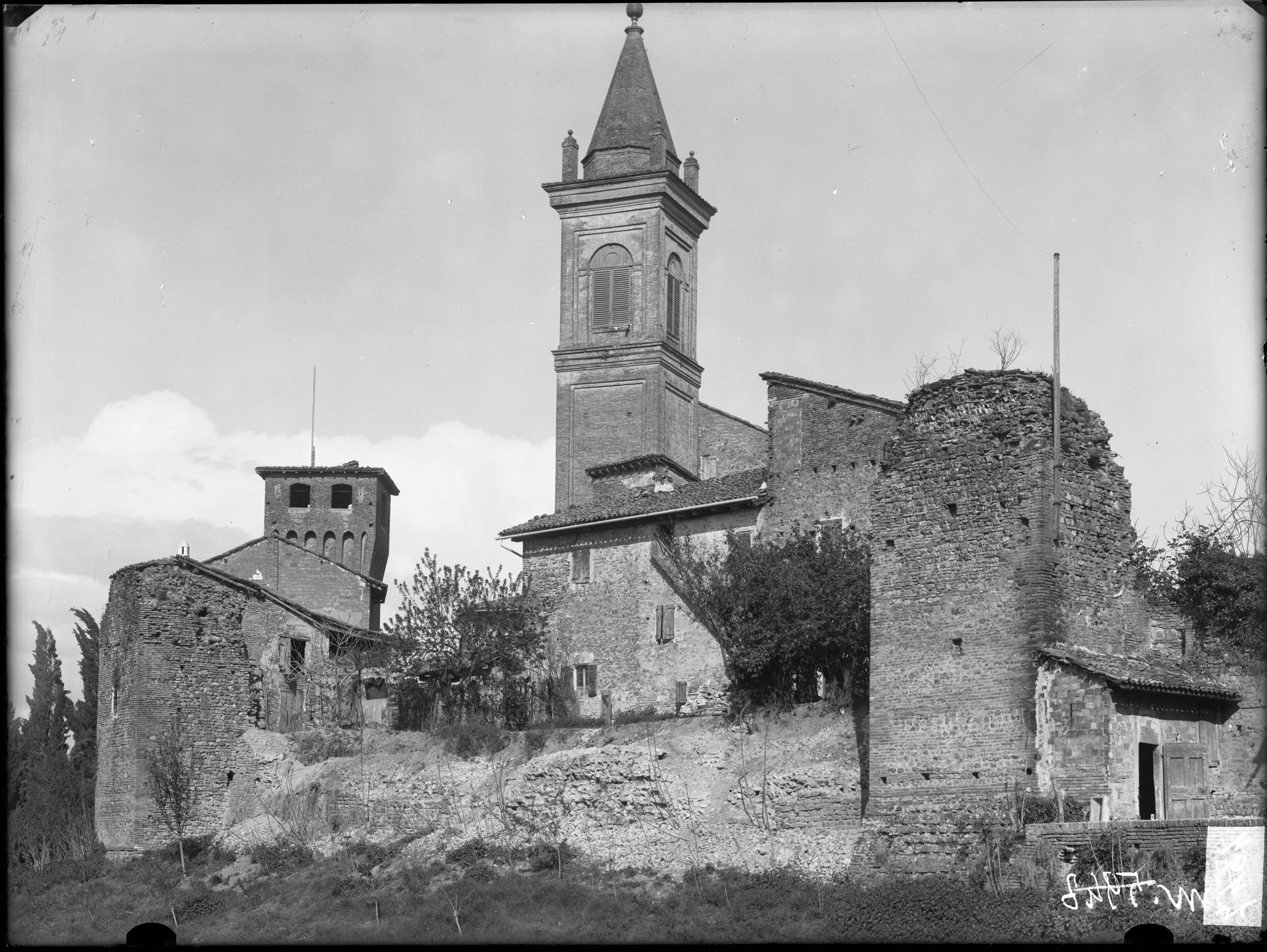 Architettura - Rocche - Castelli - Fortificazioni - Torri - Sec. XV (negativo) di Bolognesi Orsini (XX)