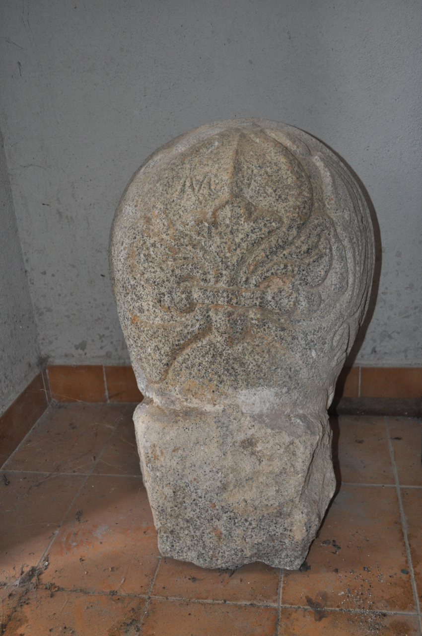 Acquasantiera pensile