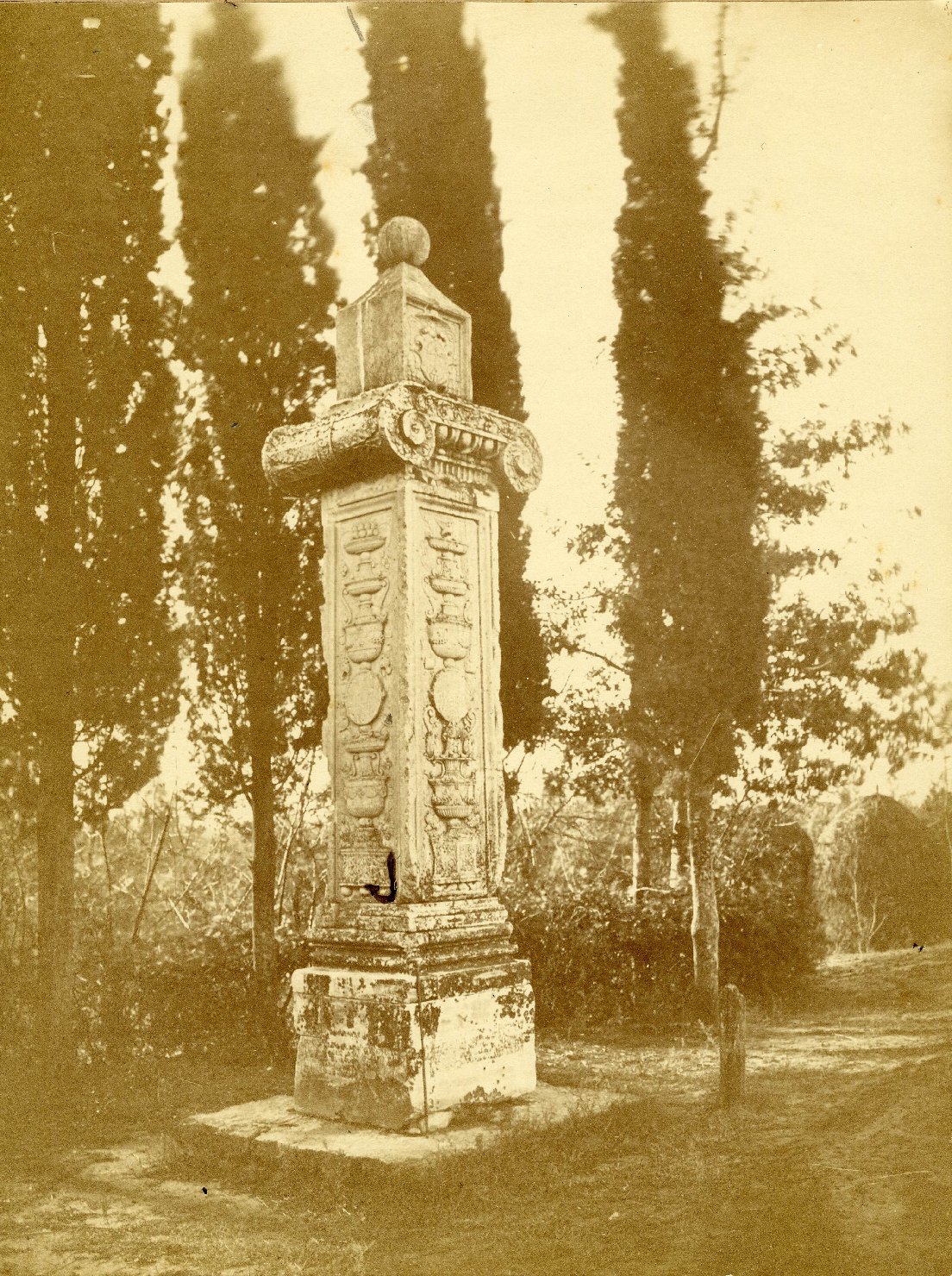 Italia – Emilia Romagna - Ravenna – Colonna dei Francesi (positivo) di Fotografia dell’Emilia (attribuito) (fine/ inizio XIX-XX)