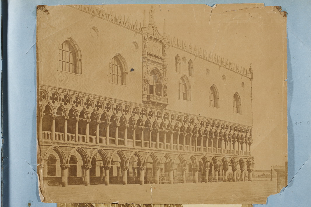 Italia - Veneto - Venezia - Palazzo Ducale (positivo, elemento-parte componente) di Anonimo, Tatti, Jacopo detto il Sansovino (attribuito), Bon, Bartolomeo, Bon, Giovanni (XIX)