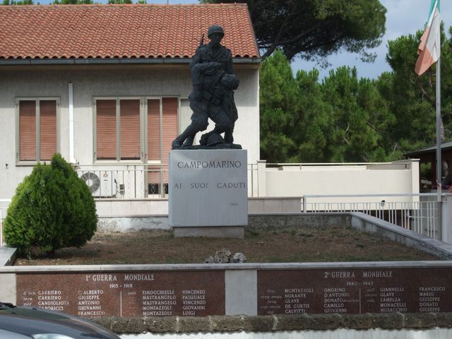 morte del soldato (monumento ai caduti - a cippo, insieme) di Fonderia artistica Curti G (officina) - bottega Italia settentrionale (ultimo quarto XX)