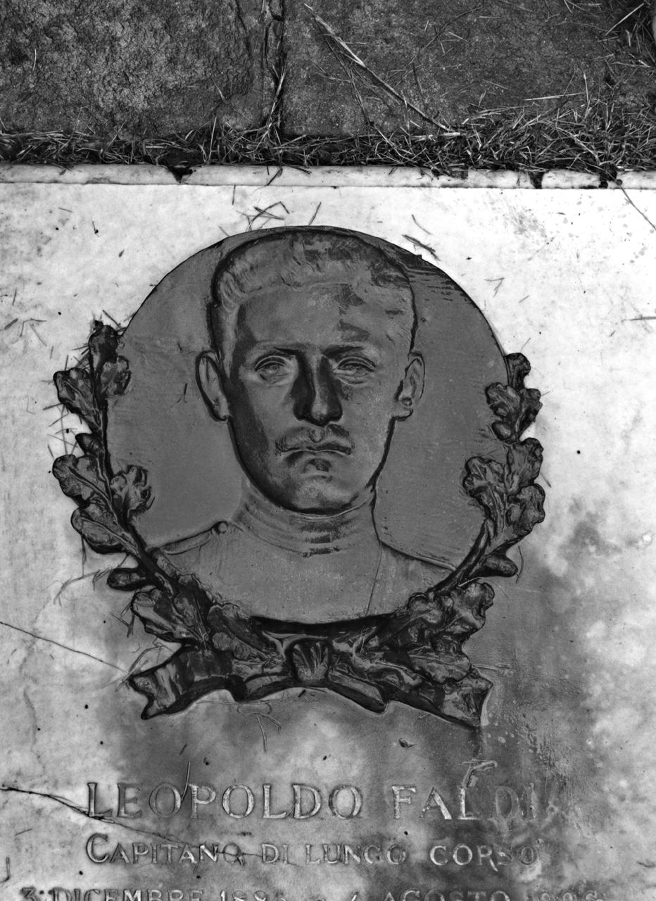 ritratto di Leopoldo Faldi (rilievo) - ambito fiorentino (sec. XX)