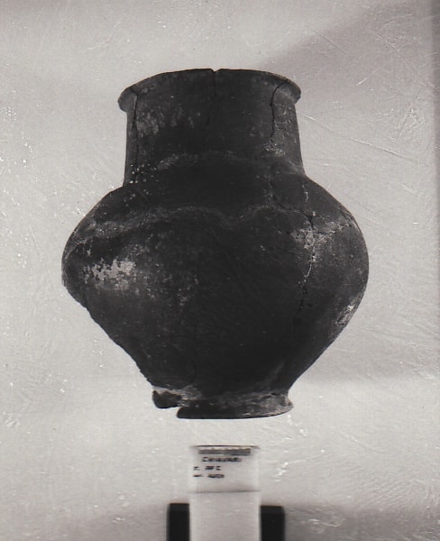 olla - Cultura Ligure della Prima Età del Ferro (VII a.C)