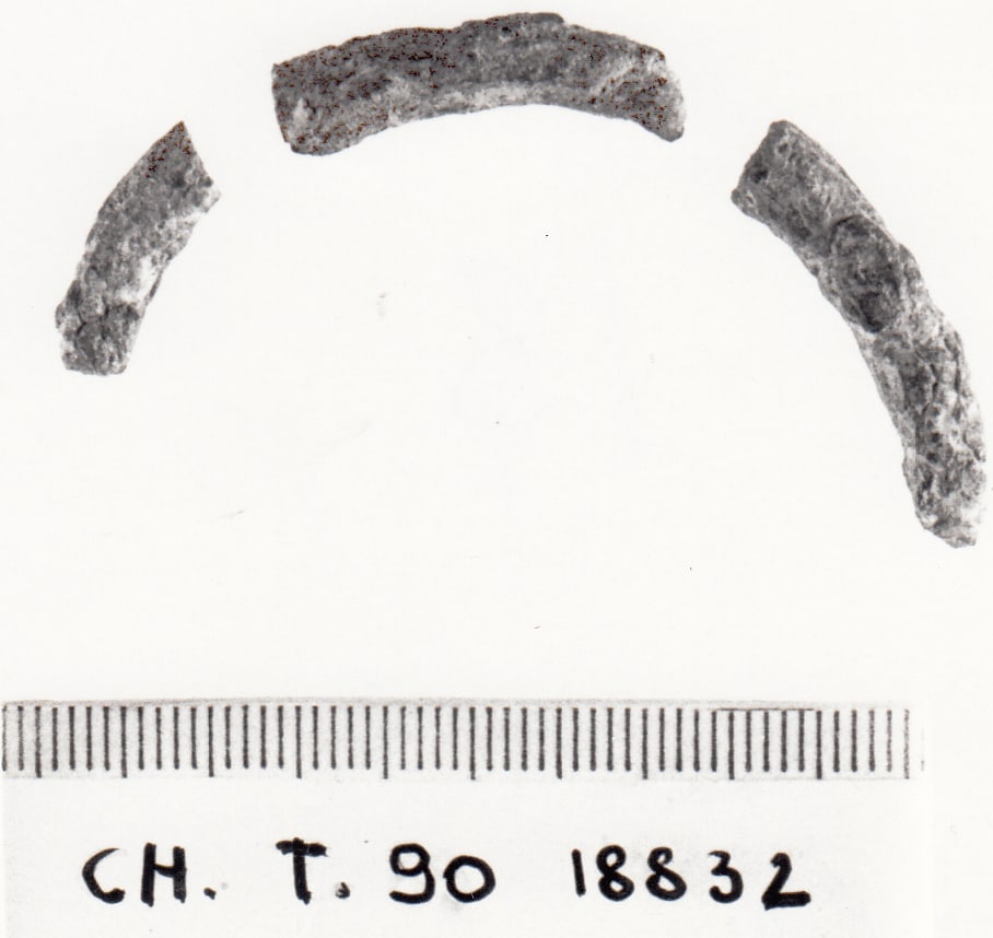 braccialetto/frammenti - cultura ligure della prima età del Ferro (VII a.C)