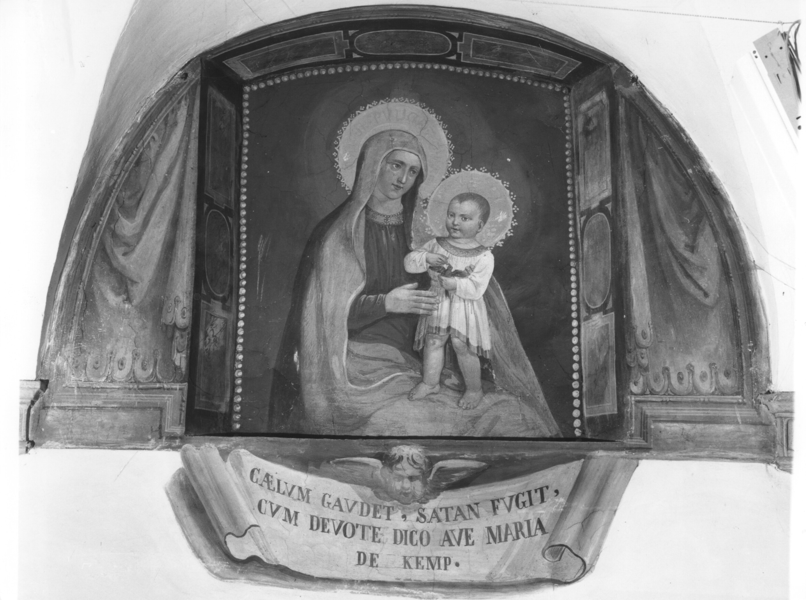 Madonna con Bambino che tiene in mano un uccellino (dipinto) di Bertazzoni Giovanni (metà sec. XIX)