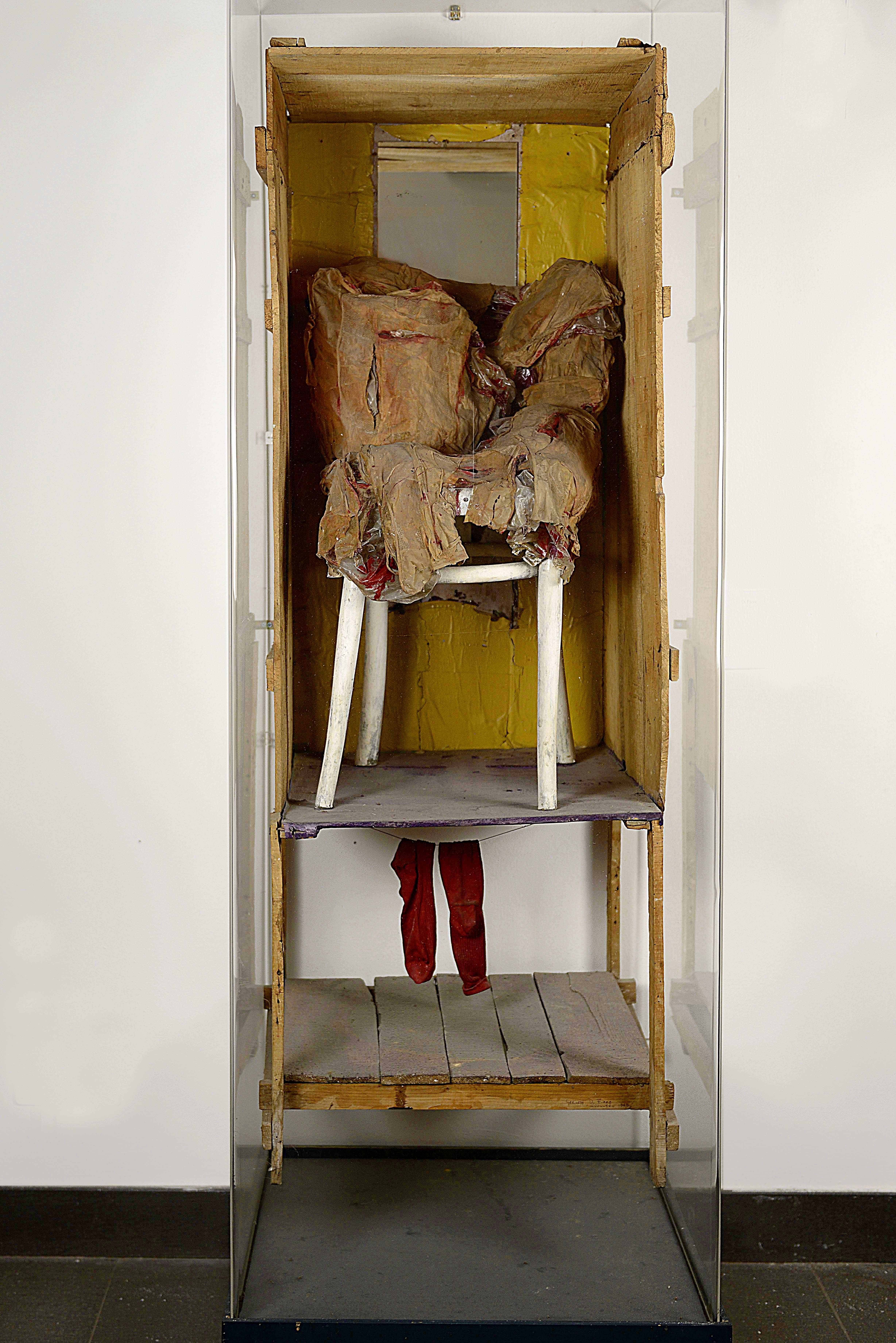 Involucro (assemblaggio) di Di Fiore, Gerardo (sec. XX)