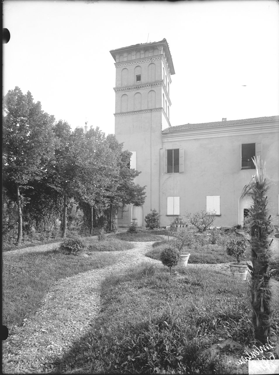 Elementi architettonici - Torri (negativo, insieme) di Bolognesi Orsini (studio) (XX)