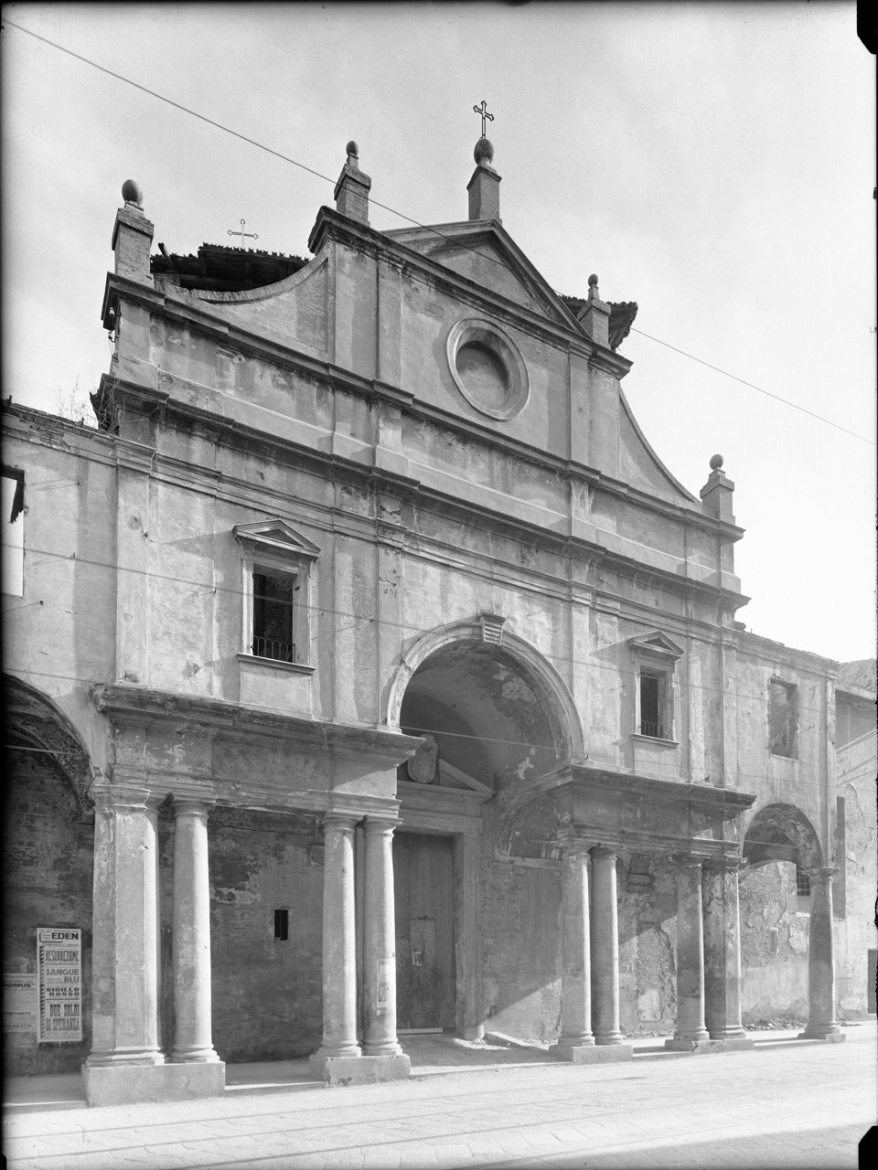 Architettura religiosa - Chiese (negativo, insieme) di A. Villani & Figli (studio), Tibaldi, Domenico (XX)