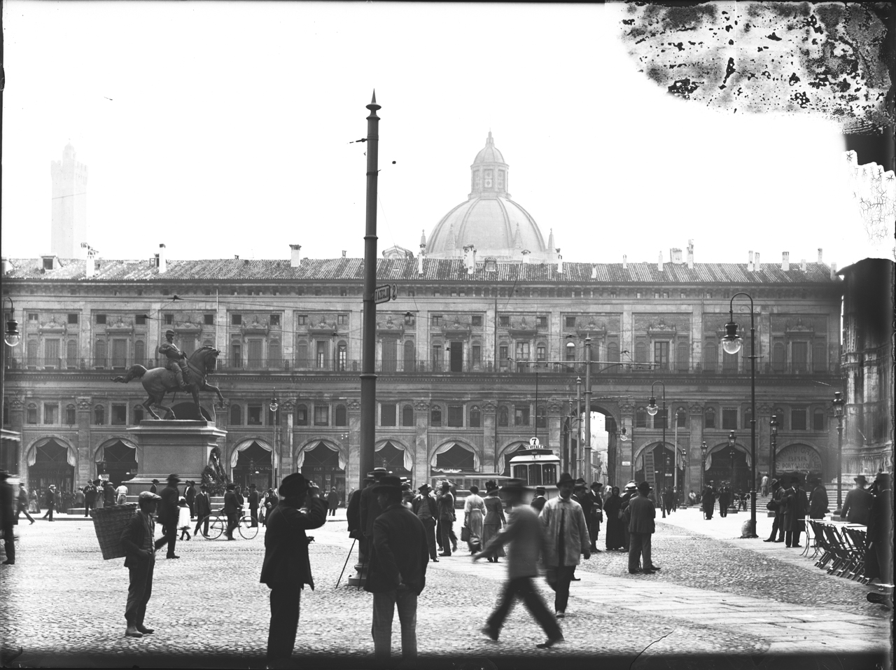 Architettura - Palazzi – Sec. 15.-16 (negativo) di Bolognesi Orsini (ditta), Barozzi, Jacopo detto Il Vignola (primo quarto XX)