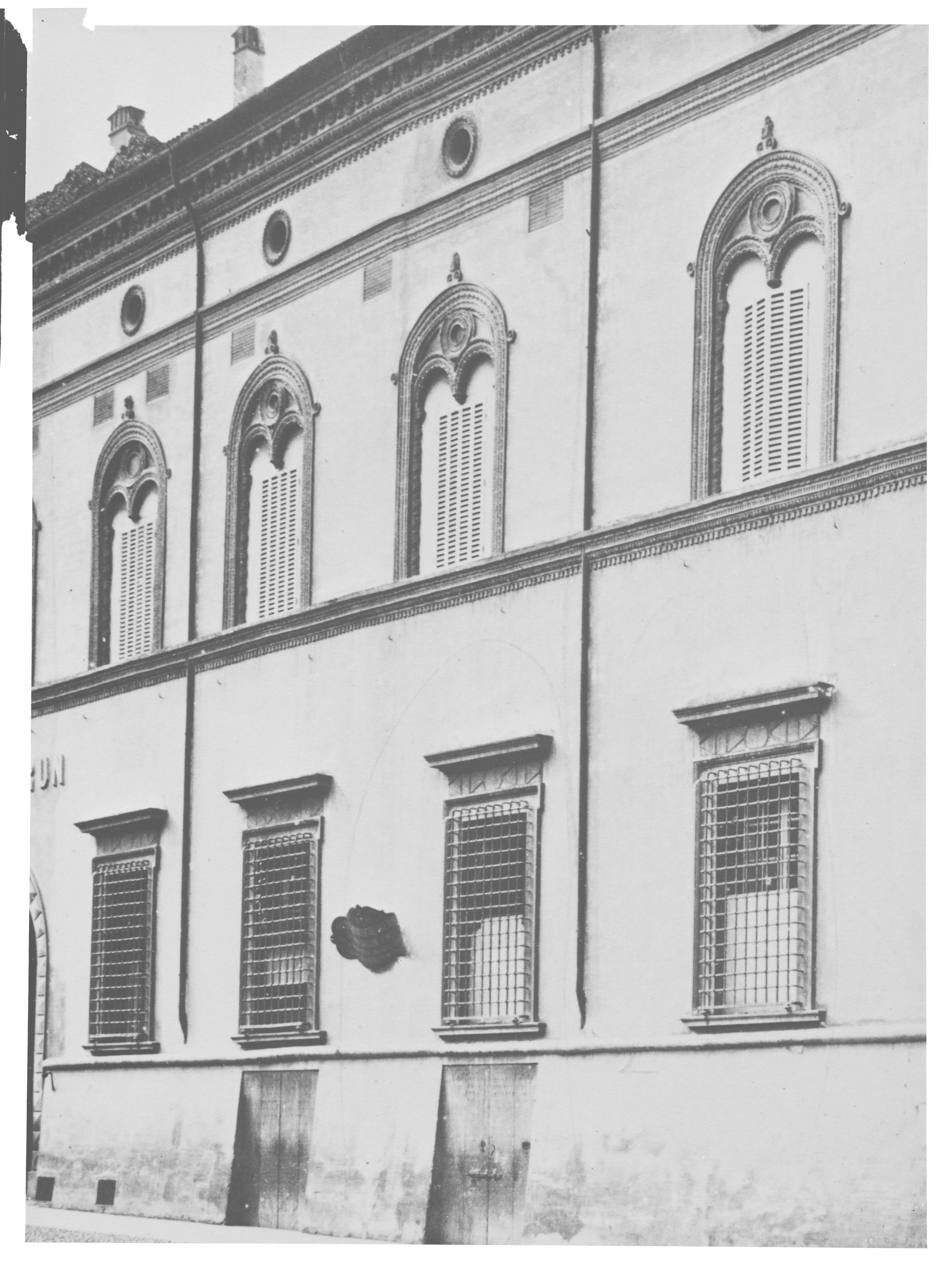 Italia - Emilia Romagna - Bologna - Palazzo Ghisilieri <Sec. XV> - Hotel Brun (negativo) di Fototecnica Bolognese (studio) (XX)