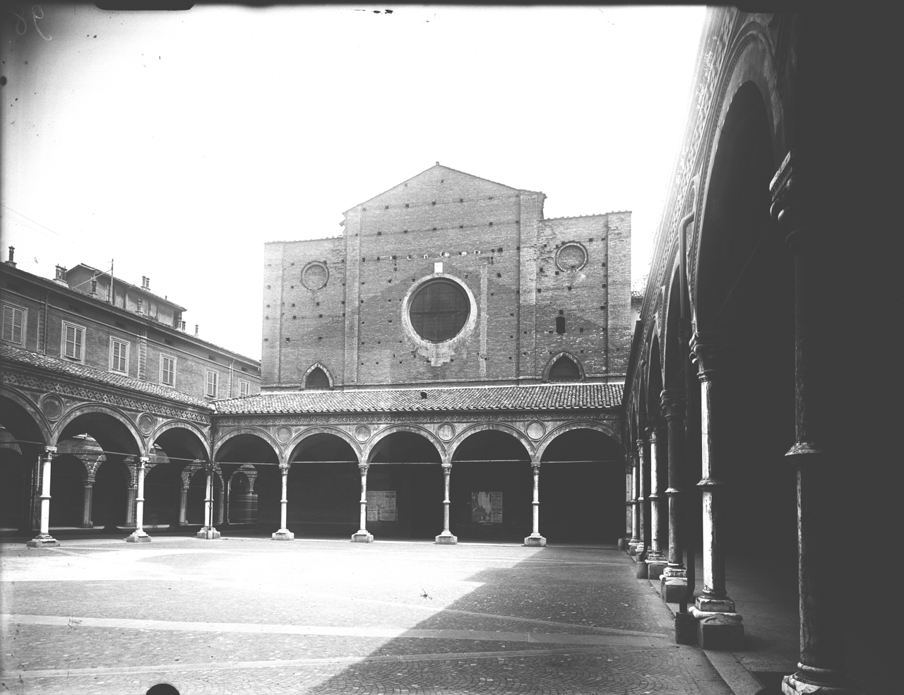 Italia - Emilia Romagna - Bologna - Basilica di Santa Maria dei Servi (negativo) di Cascianelli, Primo (secondo quarto XX)