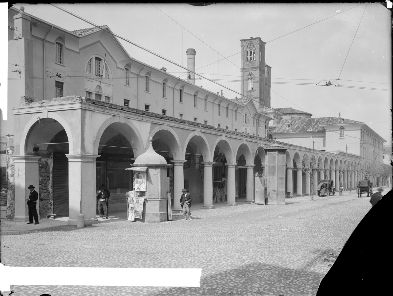 Italia - Emilia Romagna - Bologna - Ex convento di San Francesco (negativo) di Anonimo (XX)