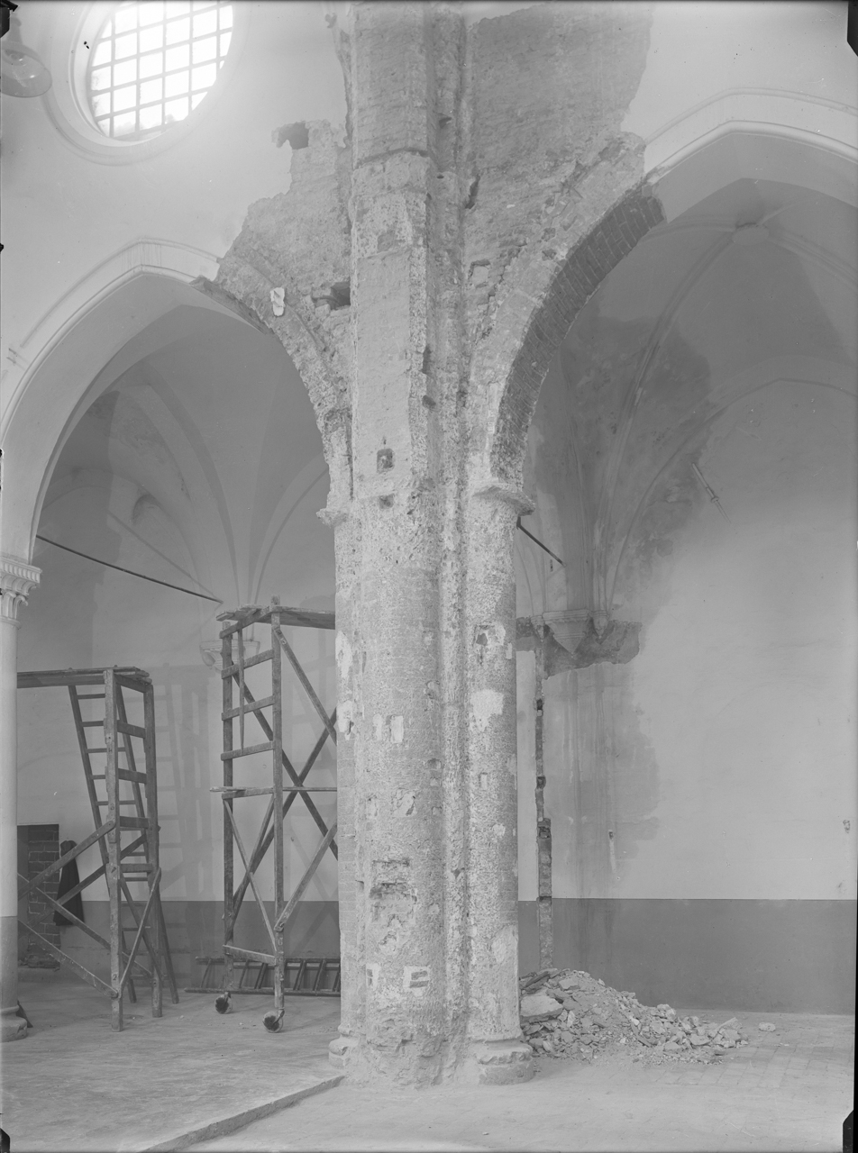 Emilia Romagna - Bologna - Chiesa della Santissima Annunziata (negativo, insieme) di A. Villani & Figli (secondo quarto XX)