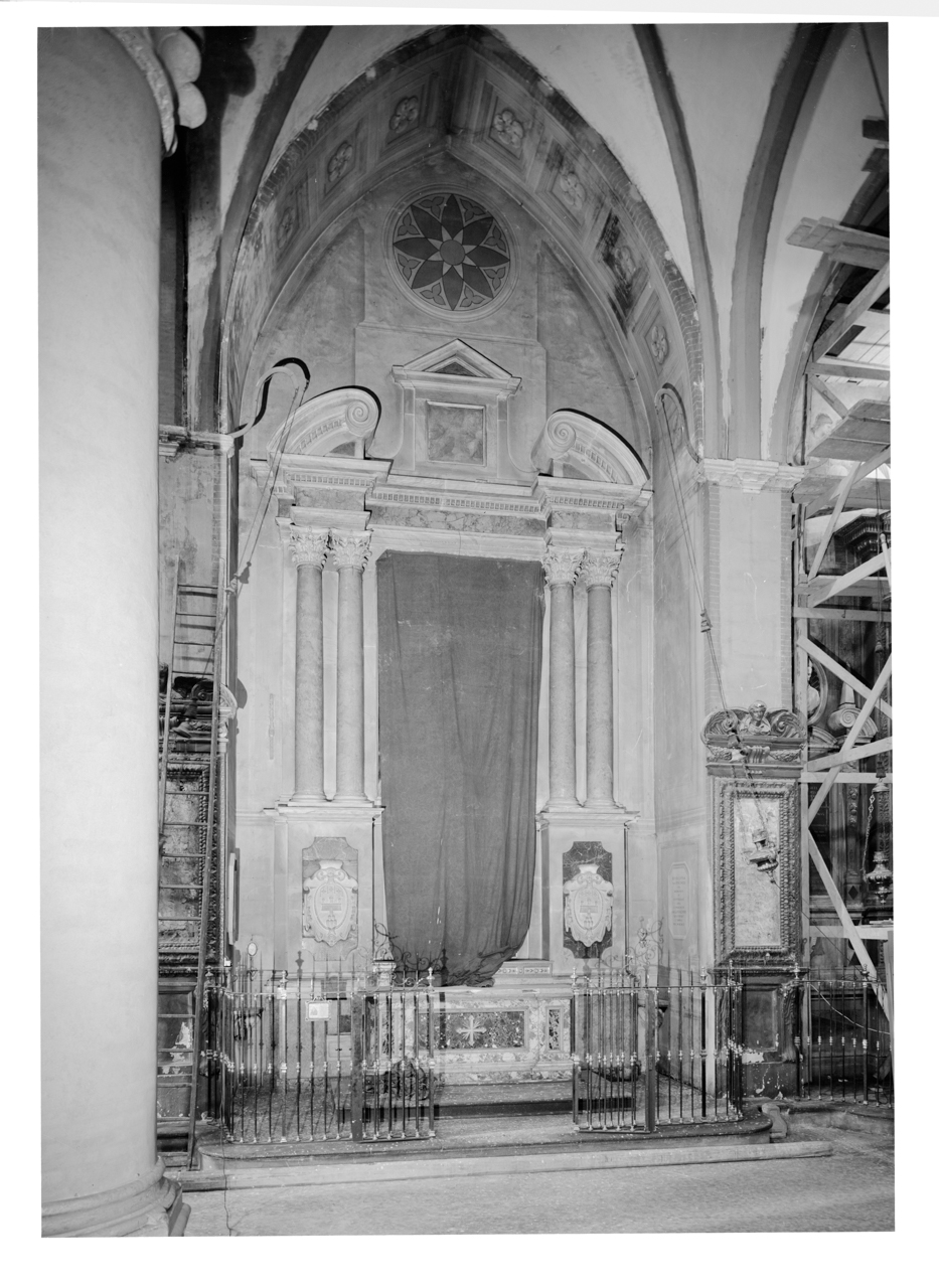 Architettura sacra - Chiese - Interni - Cappelle (negativo) di A. Villani & Figli (metà XX)