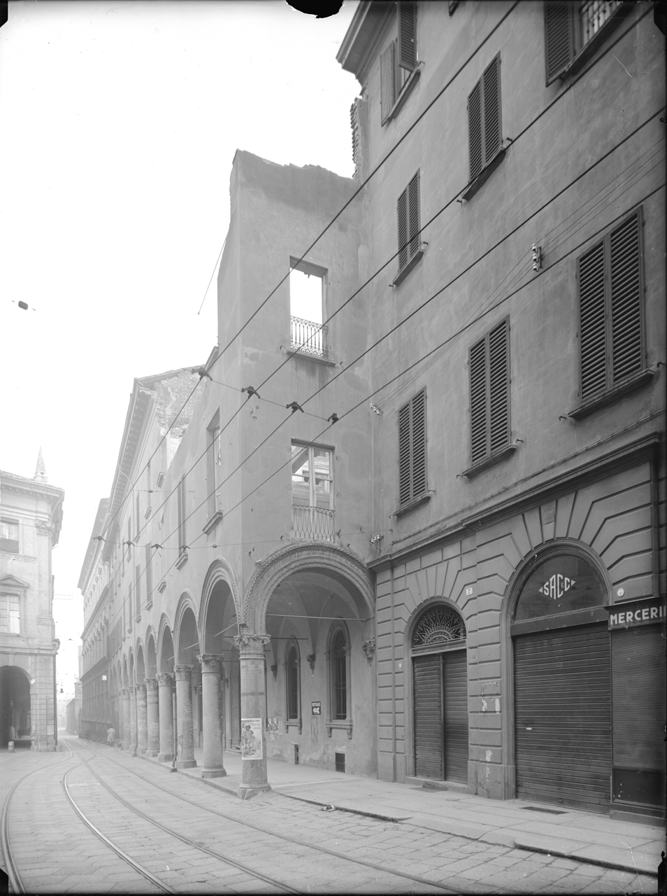 Italia - Emilia Romagna - Bologna - Palazzo Lodi <Palazzo Salaris> ; <Palazzo Bianchetti> (negativo) di A. Villani & Figli (attribuito) (XX)