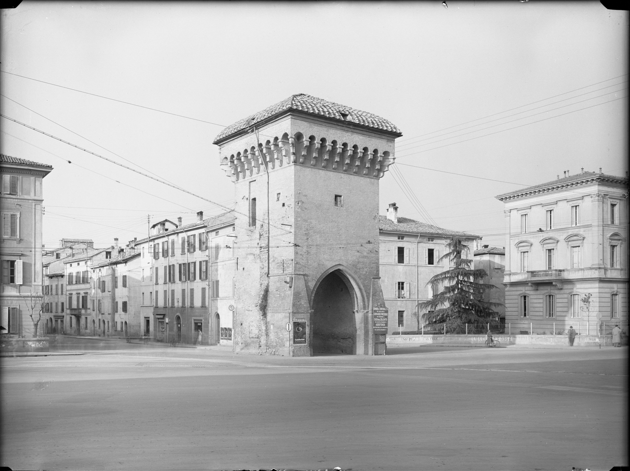 Emilia Romagna - Bologna - Porta Castiglione (negativo) di A. Villani & Figli (XX)