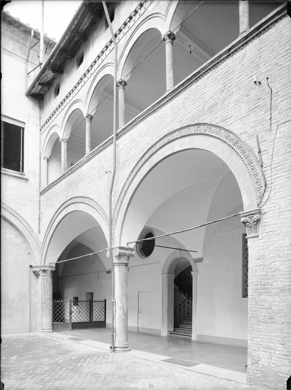 Architetti - Italia - sec. 18. - Torri, Giuseppe Antonio (negativo, insieme) di A. Villani & Figli, Torri, Giuseppe Antonio (XX)