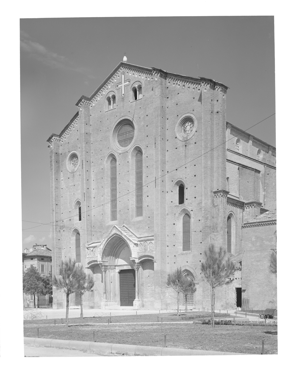 Architettura - Chiese - Facciate - Interni - Cappelle (negativo, insieme) di Zagnoli, Alfonso (XX)