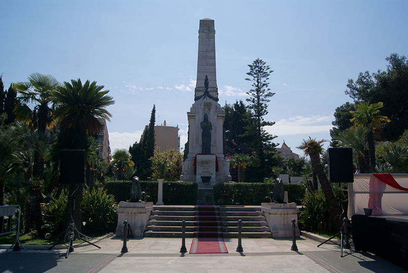 allegoria della Patria (monumento ai caduti - a obelisco) di Sabatelli Mario, Ferretti Mario, Albrizio Mauro (prima metà XX)