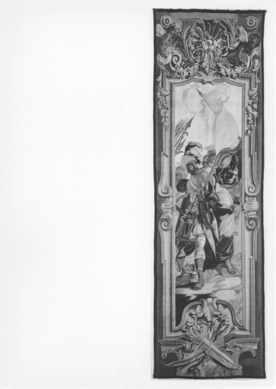 guerriero con spada e scudo che avanza (arazzo, opera isolata) di Beaumont Claudio Francesco, Molinari Giovanni Domenico, Demignot Francesco - manifattura torinese (secondo quarto sec. XVIII)