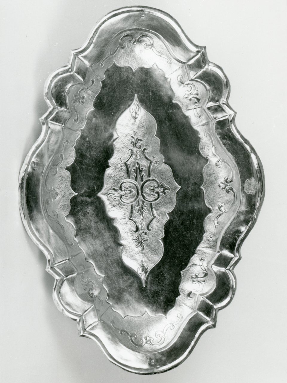 bacile per abluzioni di Pelizza Ferdinando (ultimo quarto sec. XVIII)