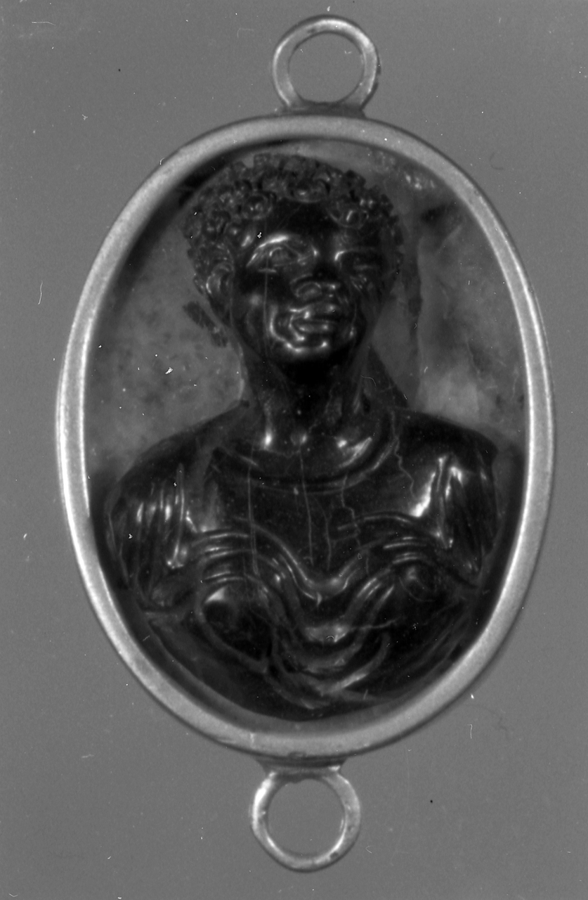 busto femminile (cammeo) - bottega italiana (secc. XVI/ XVII)