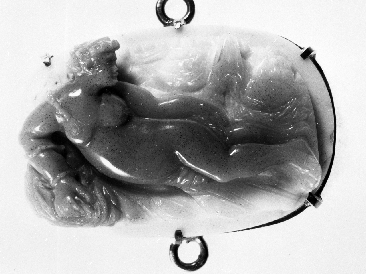 Cleopatra si fa pungere da aspidi (cammeo) - bottega milanese (fine sec. XVI)